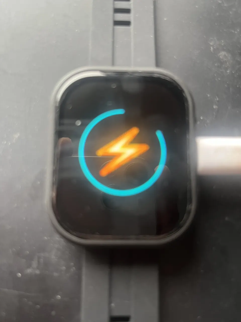 Charging screen shown when the watch is on charge