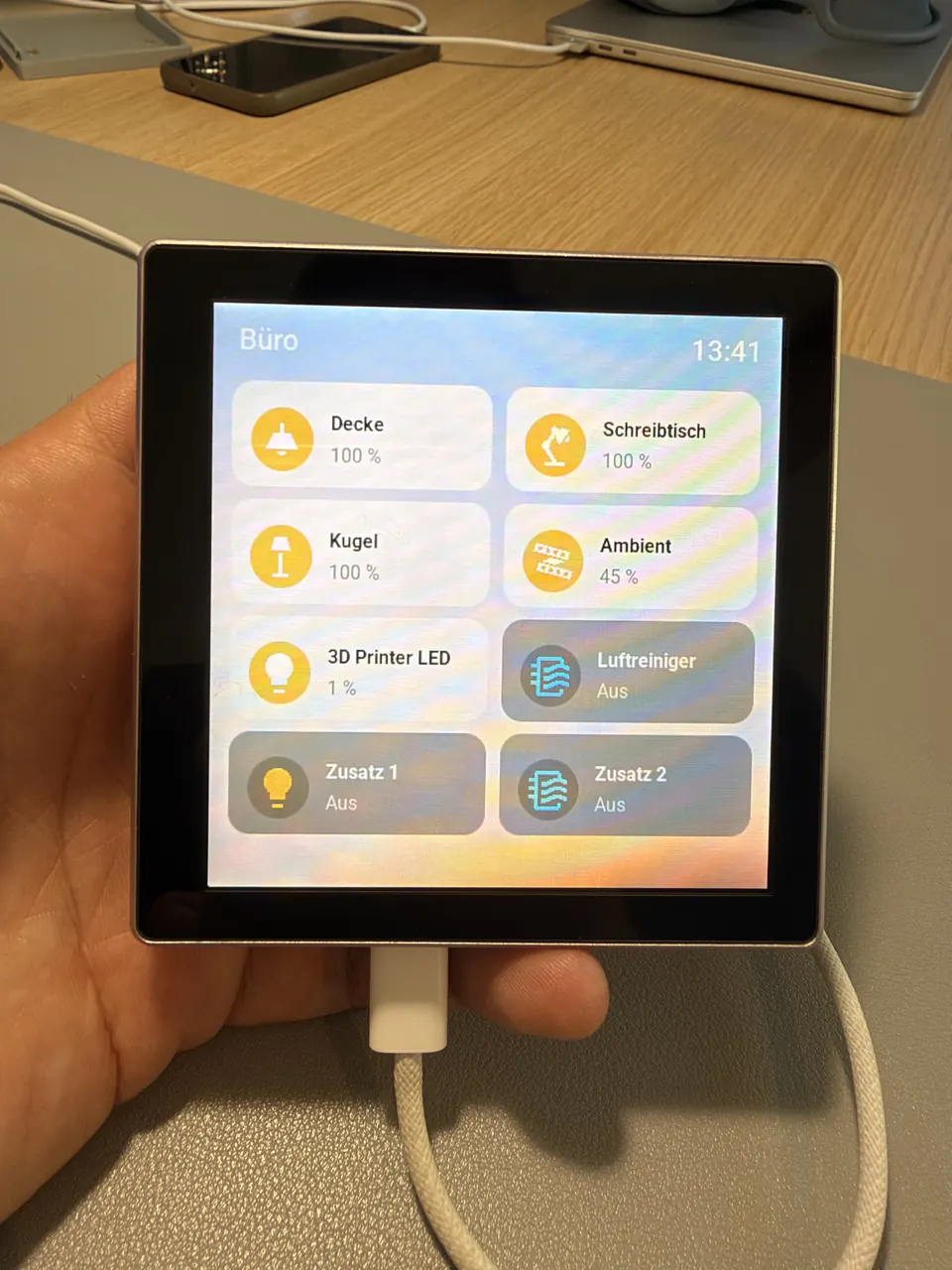 Guition 4.0-inch display running the 2×4 home-like tile layout